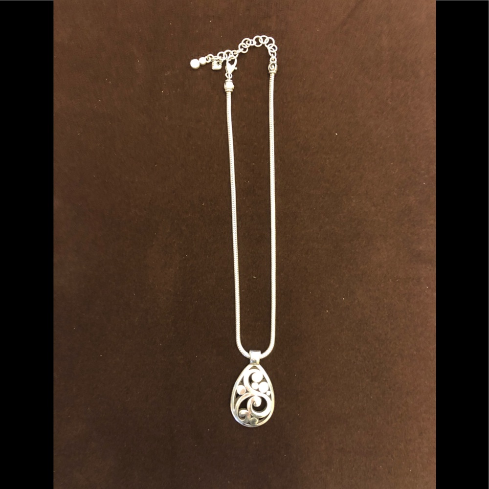 Pendent necklace